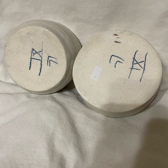 2 Hand Crafted Studio Tan Glazed Pottery Bowles Signed - Picture 4 of 15